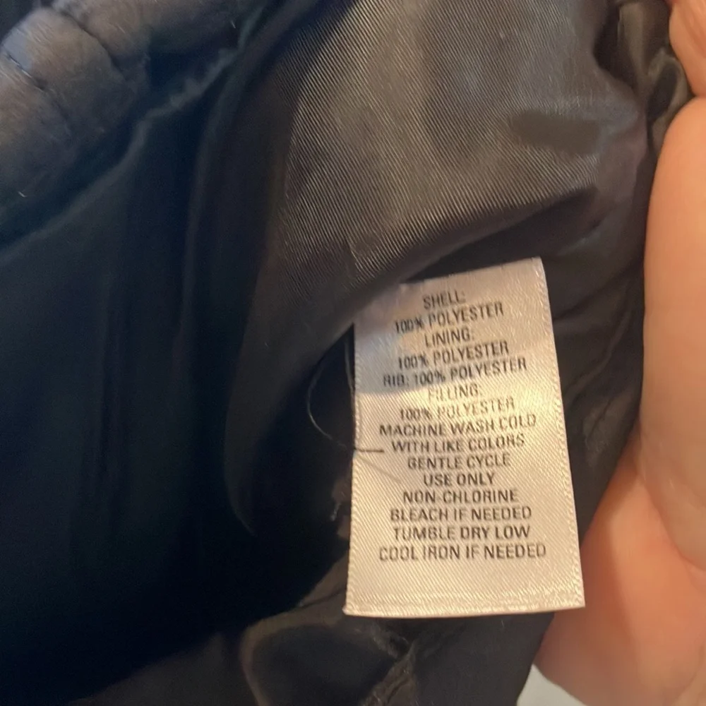 FINAL MARKDOWN Indigo puffer vest medium